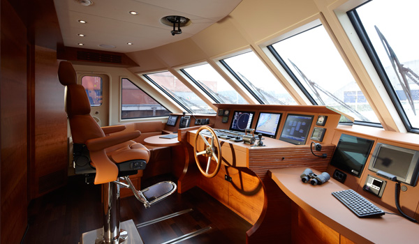 Nimbus wheelhouse