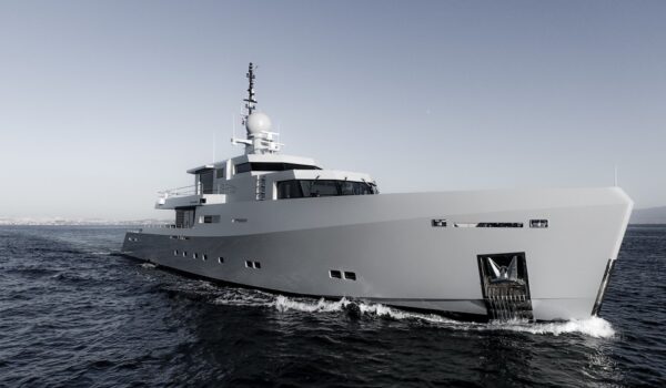 Cyclone by Tansu Yachts with naval architecture by Diana Yacht Design