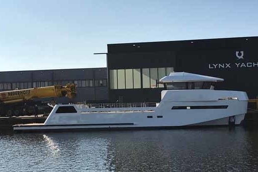 YXT launch in Nijkerk Launch of the YXT built by Lynx Yachts in Nijkerk