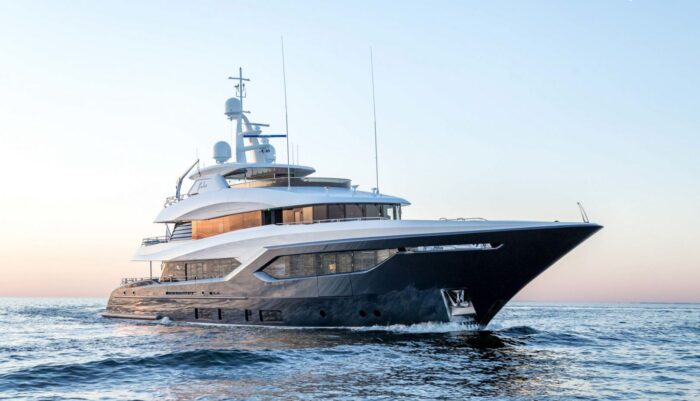 Viatoris is capable of a range of 4000nm with cruising speed of 10.5 knots