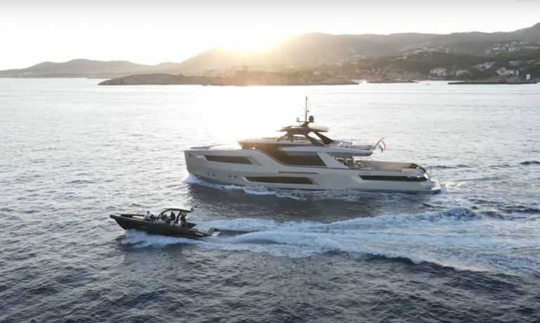 Lady Fleur - X-treme 105