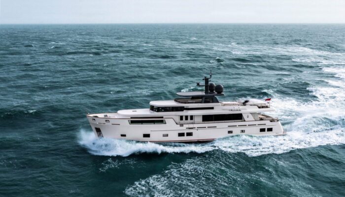 Blondie (ex. Venera) naval architecture by Diana Yacht Design