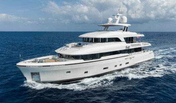 YN200 - BOTTI - profile - Moonen Yachts, naval architecture by Diana Yacht Design