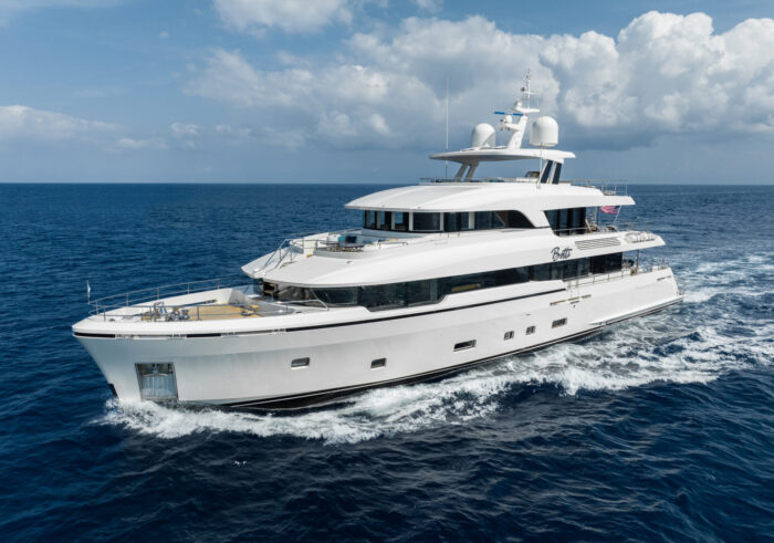 YN200 - BOTTI - profile - Moonen Yachts, naval architecture by Diana Yacht Design