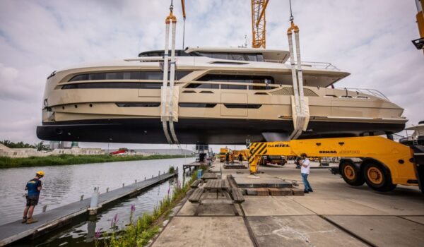 Launch of 34m custom build yacht Pilot