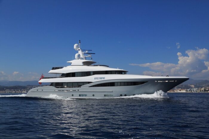 Apostrophe by Royal Hakvoort in 2013