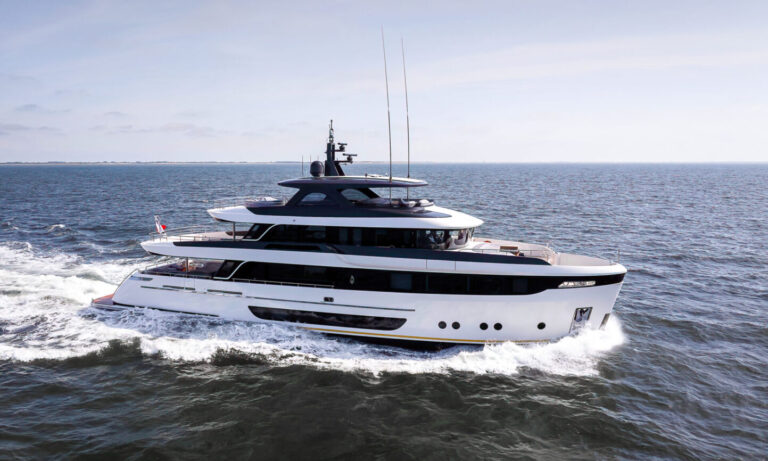 Lalabe, 35,31 m Lalabe built by Van der Valk shipyard