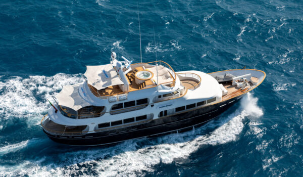Robbie Bobby, 33.4m superyacht cruising the med. Naval Architecture by Diana Yacht Design