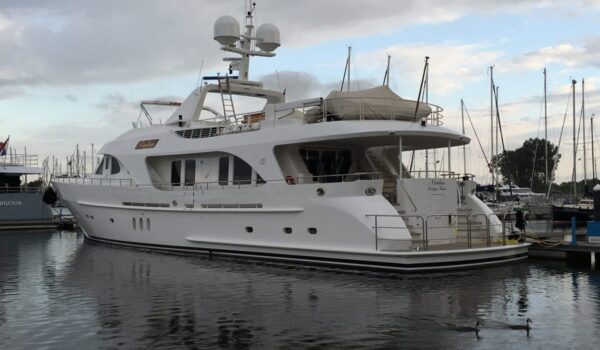 Nimbus 30m built in 2011 by Moonen Yachts
