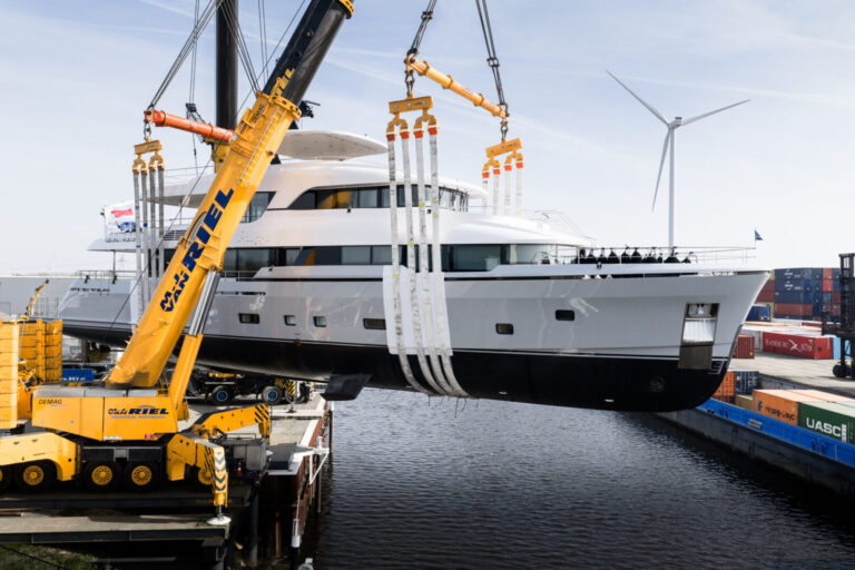 Motor yacht LOLLIPOP at Moonen Yachts shipyard during launch, part of the 122 Martinique series with engineering by Diana Yacht Design.
