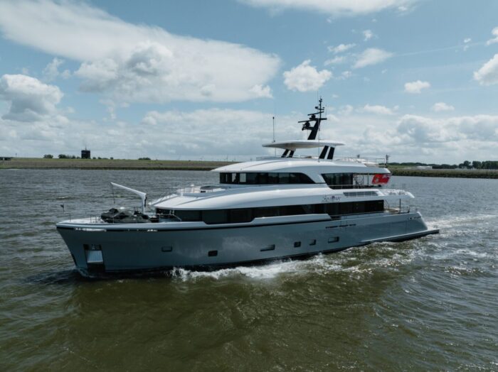 Lollipop - Mooen Martinique YN206 - delivered in June 2026